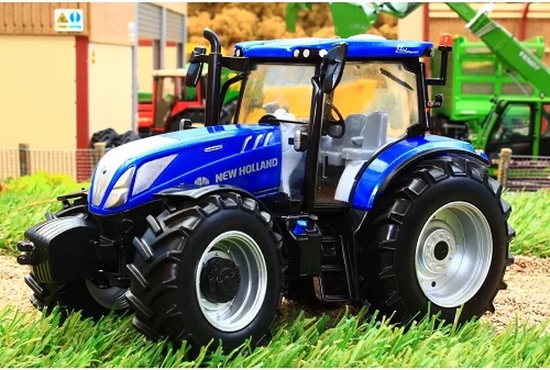 New Holland T6.180 Blue Power tractor 1:32 by Britains in Multikleur – product photo