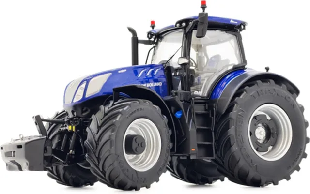 New Holland trekker