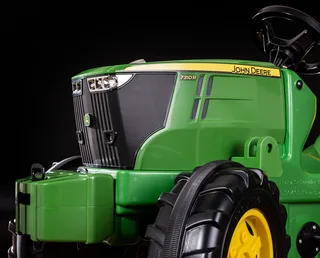 rollyFarmtrac John Deere 7310R – 710317 von Rolly Toys – Ambientefoto 2 von 4