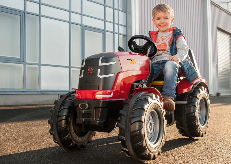 rollyX-Trac Premium – 640010 från Rolly Toys – miljöbild 2 av 2