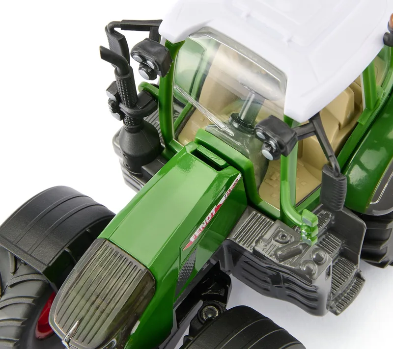 siku Fendt 728 Vario Set with Front Loader – 3298 · 1:32 de Siku – photo d’ambiance 4 sur 4