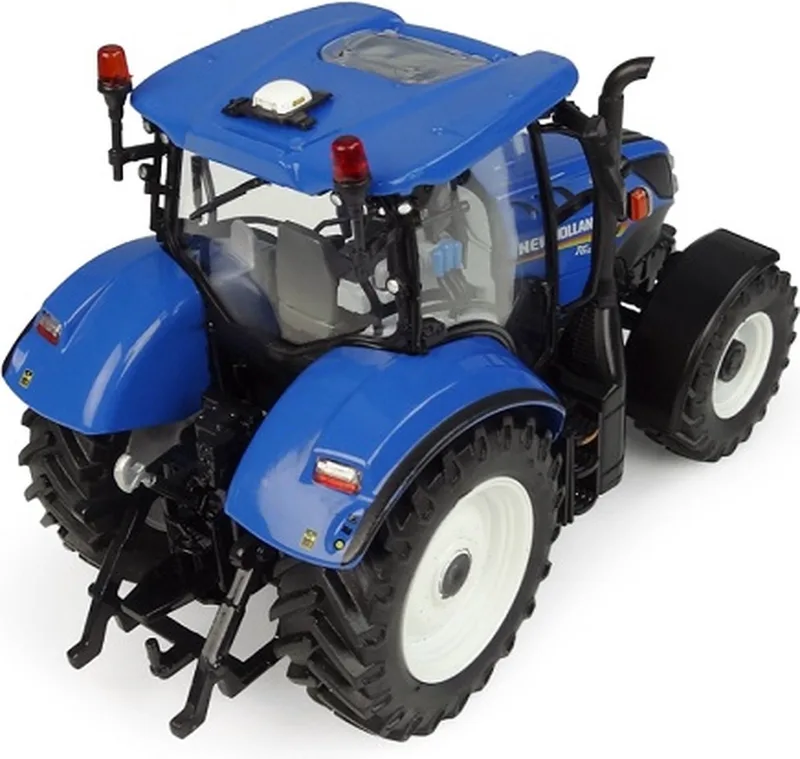 New Holland T6.175 tractor 1:32 by Universal Hobbies – product photo
