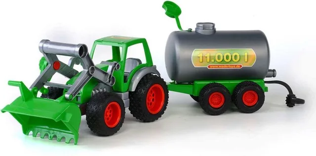 Tractor met Voorlader en Tanker