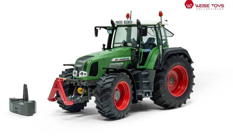 Universal Hobbies Fendt 926 Vario Gen 2 1:32 by Weise-Toys in Rood – product photo