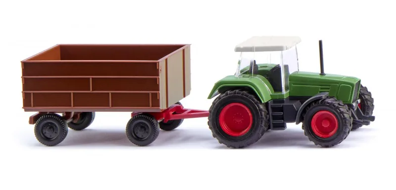 Fendt Favorit with trailer – 096004 · 1:160 by Wiking – product photo