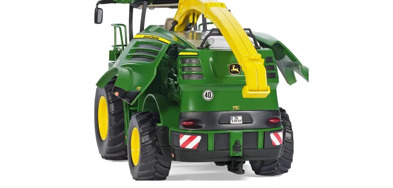 John Deere forage harvester 8500i – 077832 · 1:32 by Wiking – product photo 2 of 4