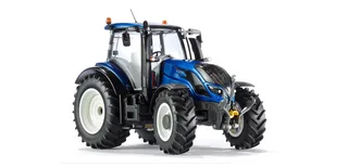 Valtra T214 – 077814 · 1:32 by Wiking – product photo 1 of 4