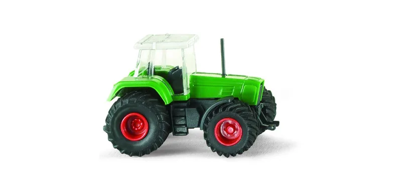 Fendt Favorit with Breitreifen – 096040 · 1:160 by Wiking – product photo