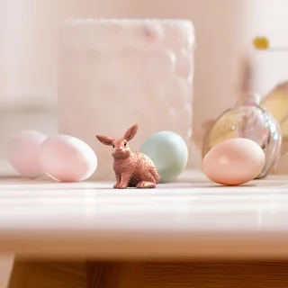 75002 Rose Gold Easter Bunny by Schleich – interior photo 2 of 4